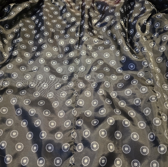 Like new Charter Club petite quilted coat. - Picture 9 of 12